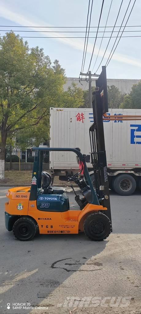 Toyota FD 30 Dizelski viličarji