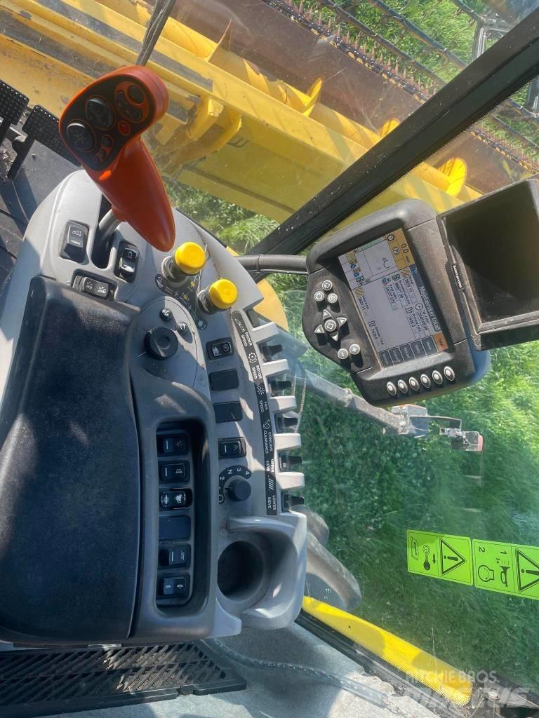 New Holland CX 8090 Kombajni