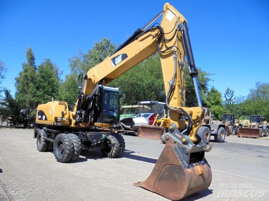 CAT M 322 D Bagri na kolesih
