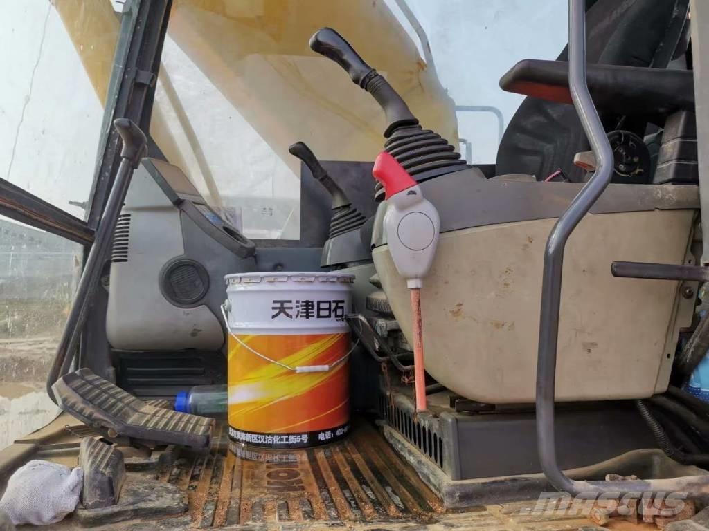 Komatsu pc220-8 Bagri goseničarji