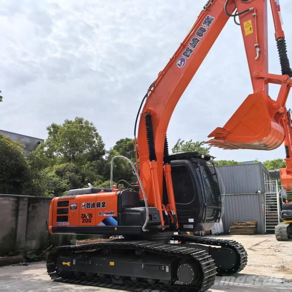 Hitachi ZX 200-3 G Midi bagri 7t – 12t
