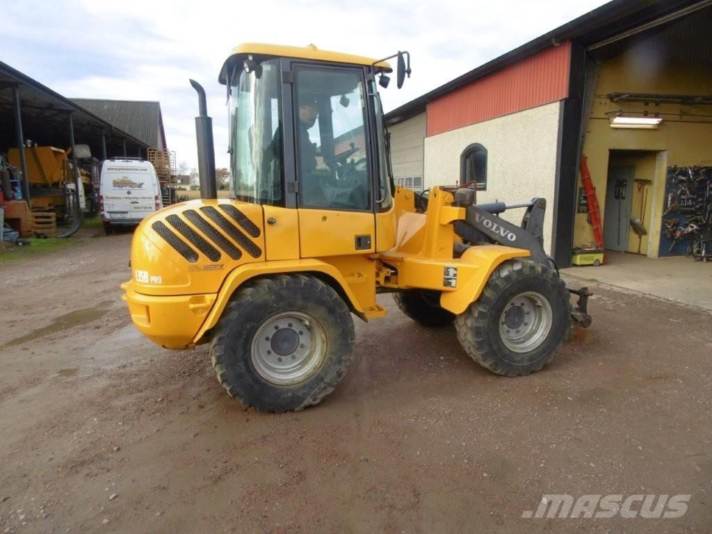 Volvo L 35 Kolesni nakladalci