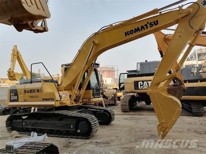 Komatsu pc200-8 Bagri goseničarji