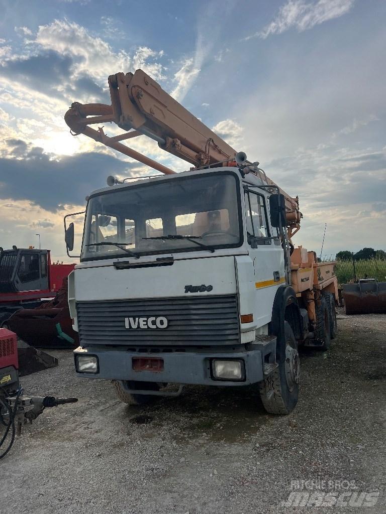 Iveco 330-36 H Kiper tovornjaki
