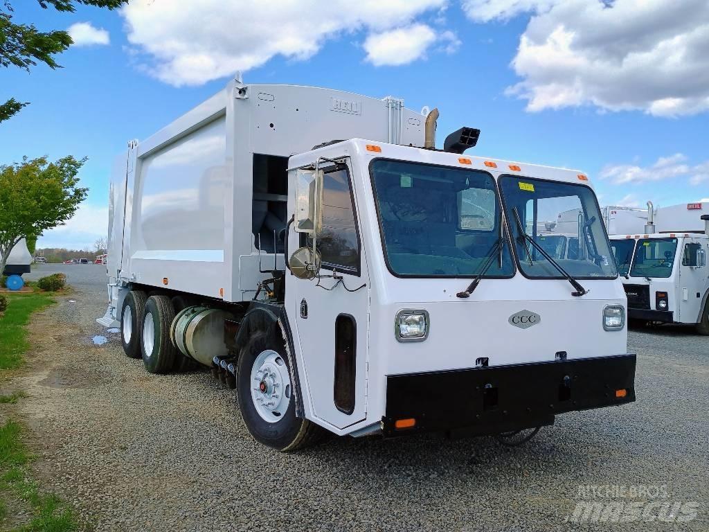  Crane Carrier LE Komunalni tovornjaki