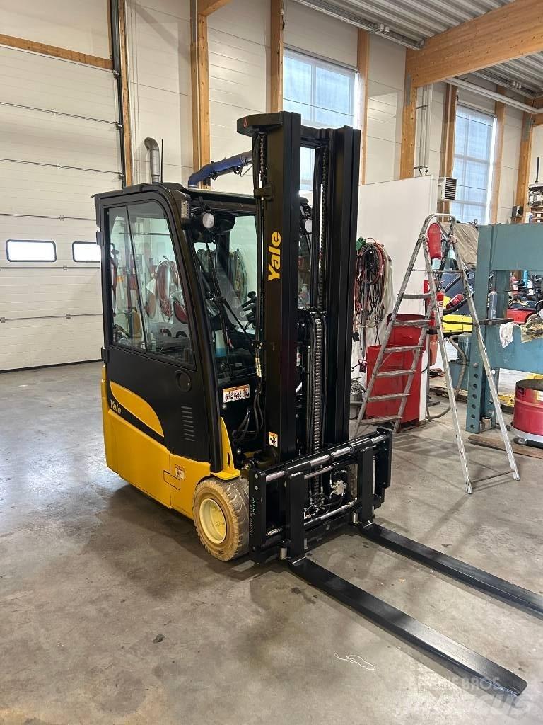 Yale ERP20VT MWB Električni viličarji