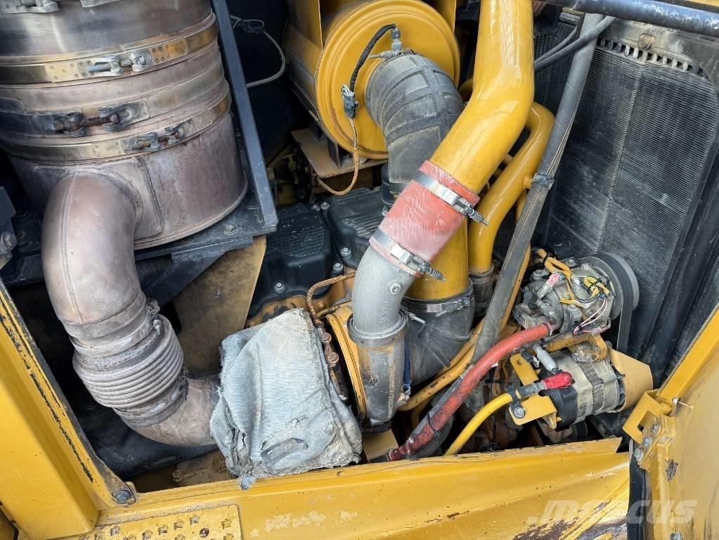 CAT D 8 T LGP Buldožerji goseničarji