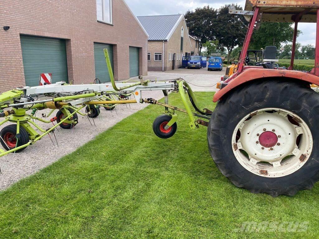 CLAAS volto 1050t Obračalniki in zgrabljalniki