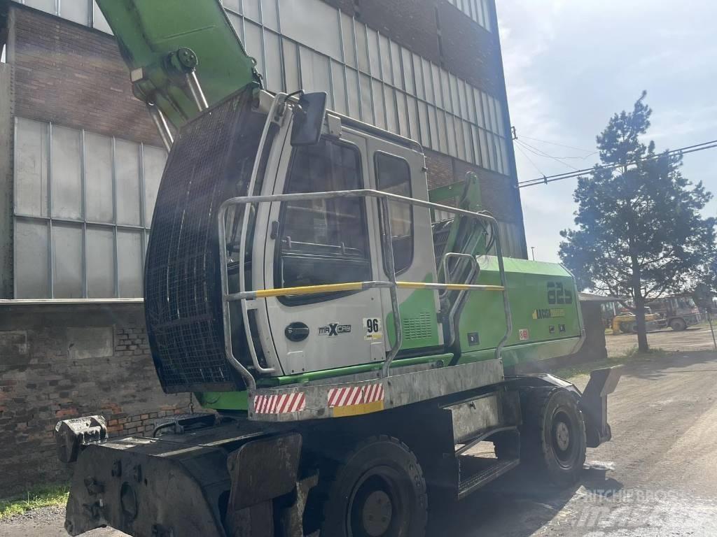 Sennebogen 825M K13 Bagri za prekladanje primarnih/sekundarnih surovin
