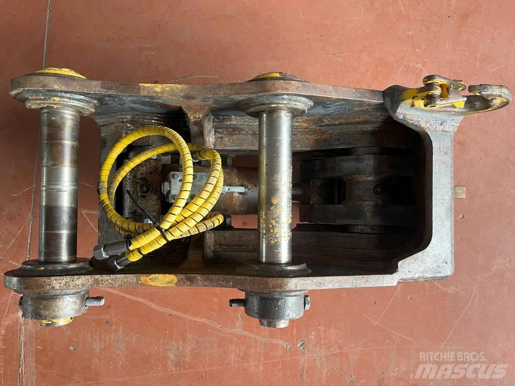 Komatsu PW160-11 Hitre spojke