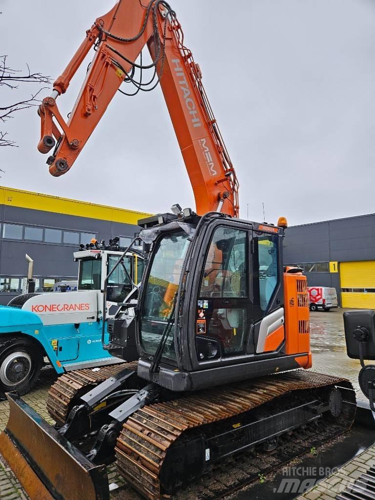 Hitachi ZX 135 US-7 Bagri goseničarji
