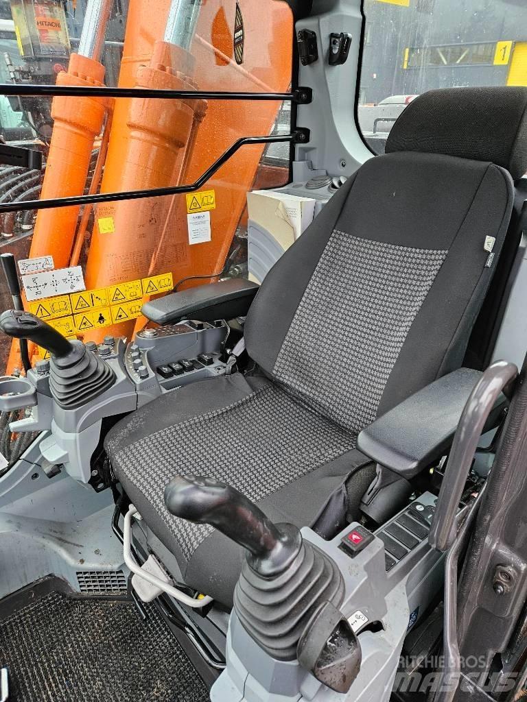 Hitachi ZX 135 US-7 Bagri goseničarji