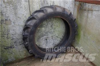 Stomil 9.5 R 32 Gume, kolesa in platišča