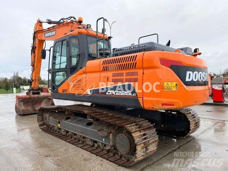 Doosan DX 225 LC Bagri goseničarji