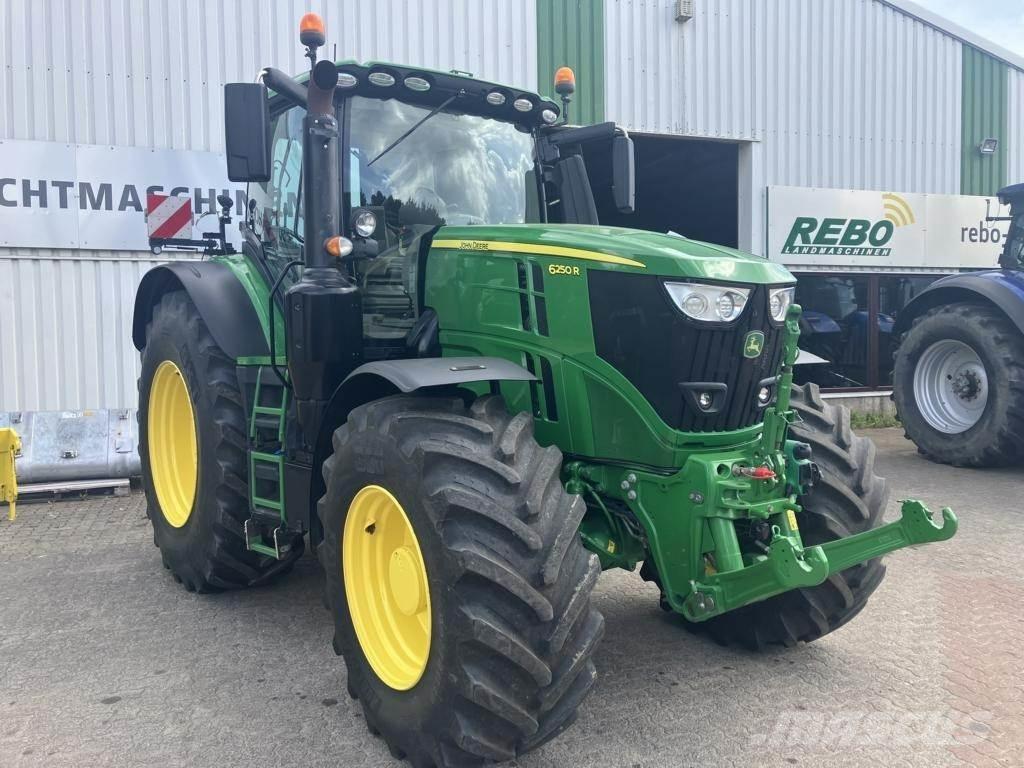 John Deere 6250R Traktorji