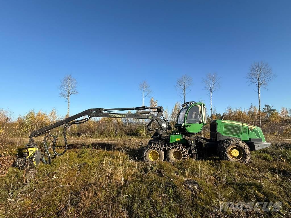 John Deere 1070 E Harvesterji