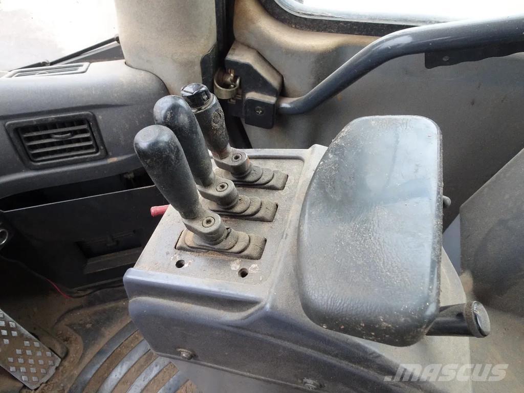 Komatsu WA380-5H Kolesni nakladalci