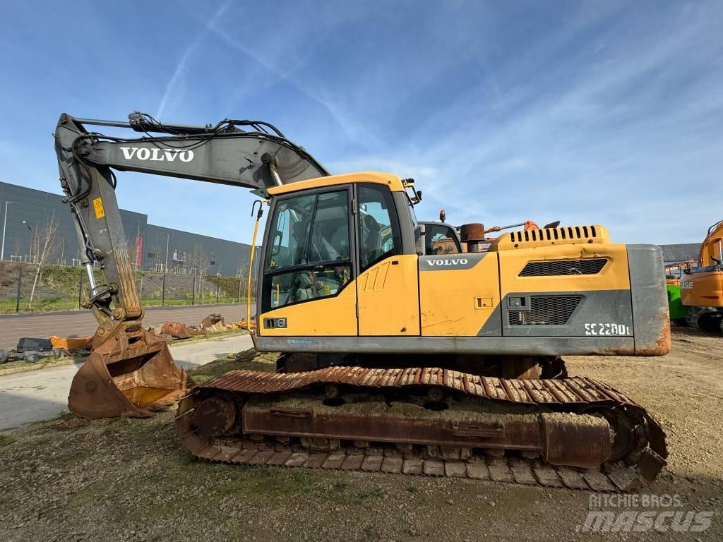 Volvo EC220DL Bagri goseničarji