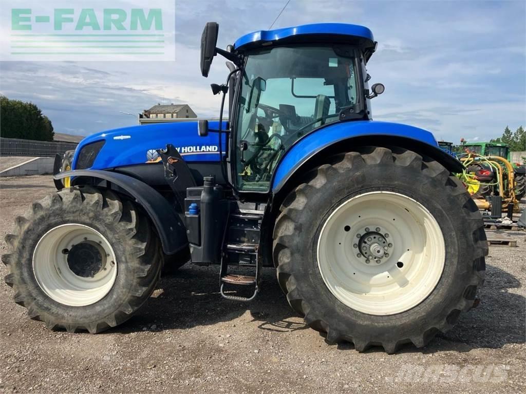 New Holland T7.220 Traktorji