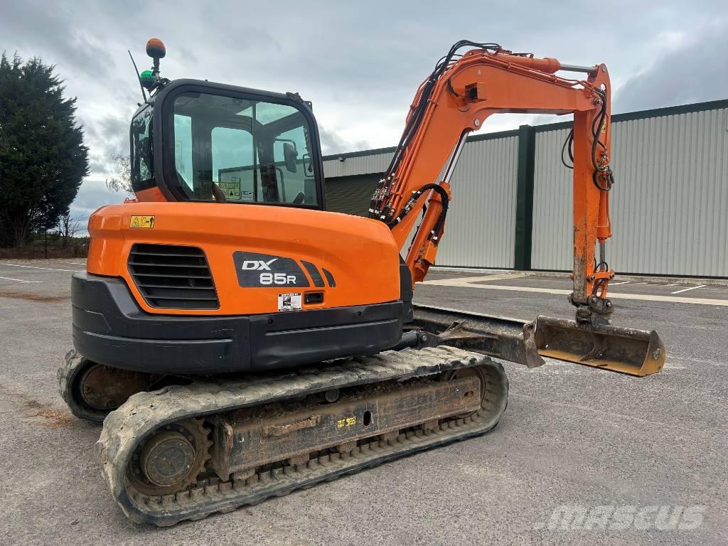 Doosan DX 85 R-3 Midi bagri 7t – 12t