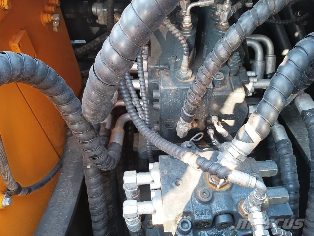 Hyundai R 220-9 S Bagri goseničarji