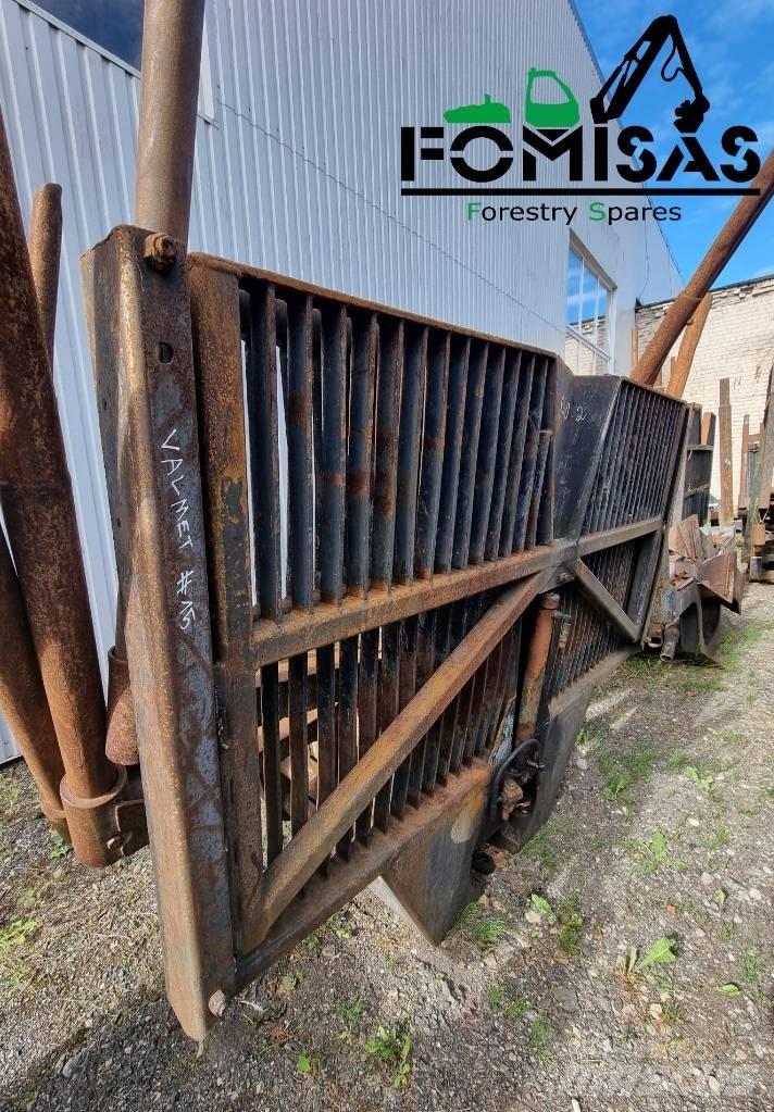 Valmet 840.2 Bunks Žerjavi za debla