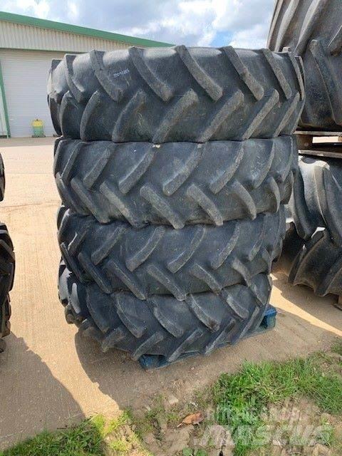  380/85R34 Gume, kolesa in platišča