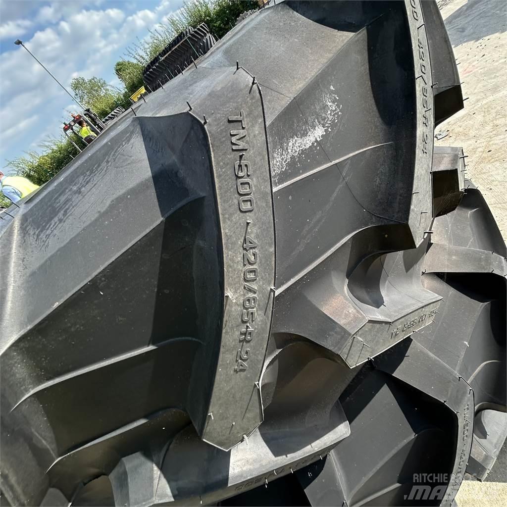  420/85R24 Gume, kolesa in platišča