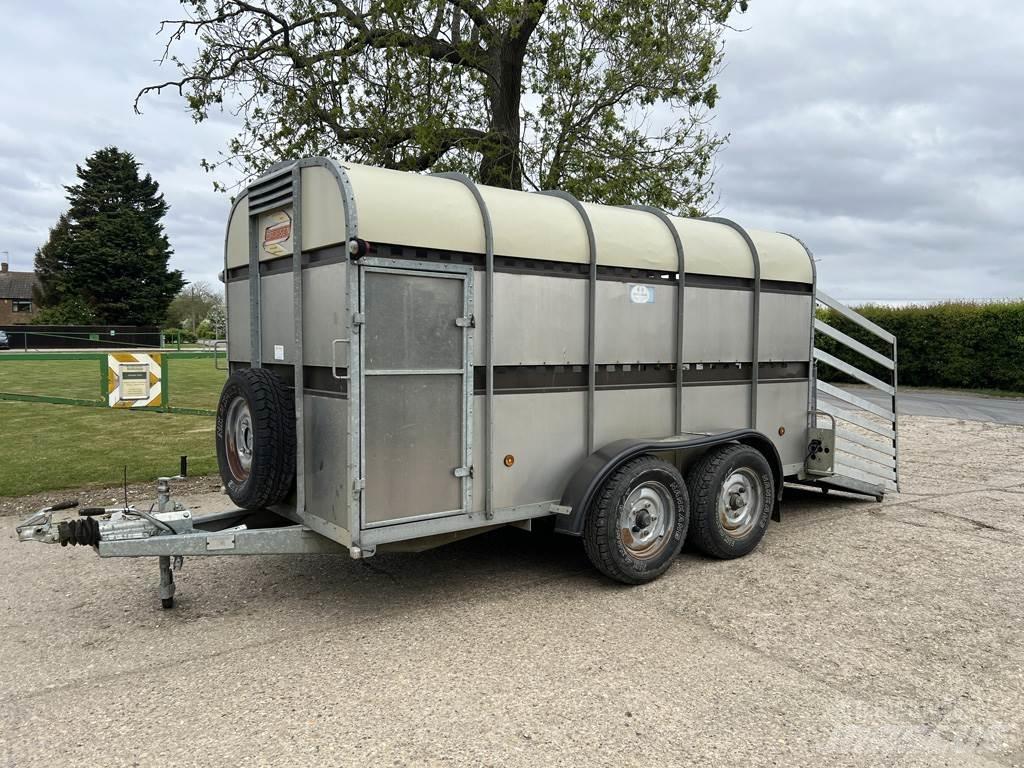 Bateson 48LT Trosilniki gnoja