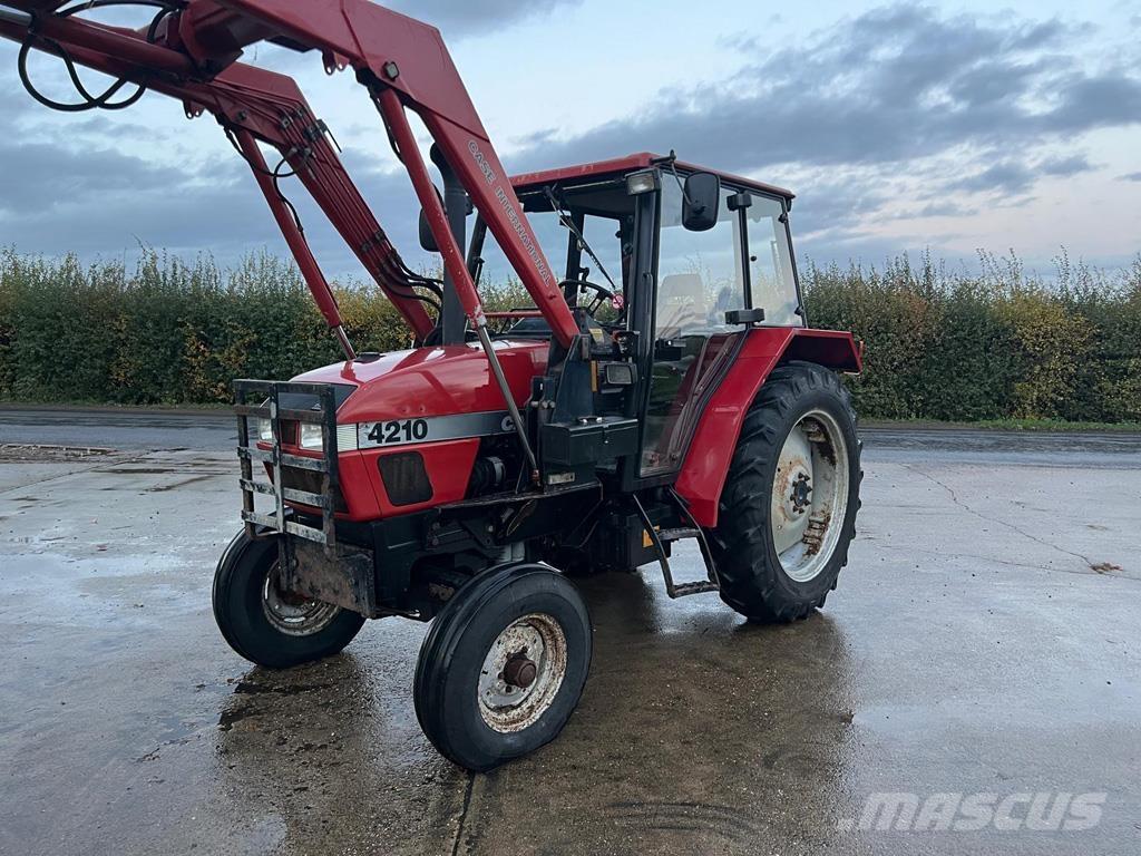 CASE 4210 Traktorji