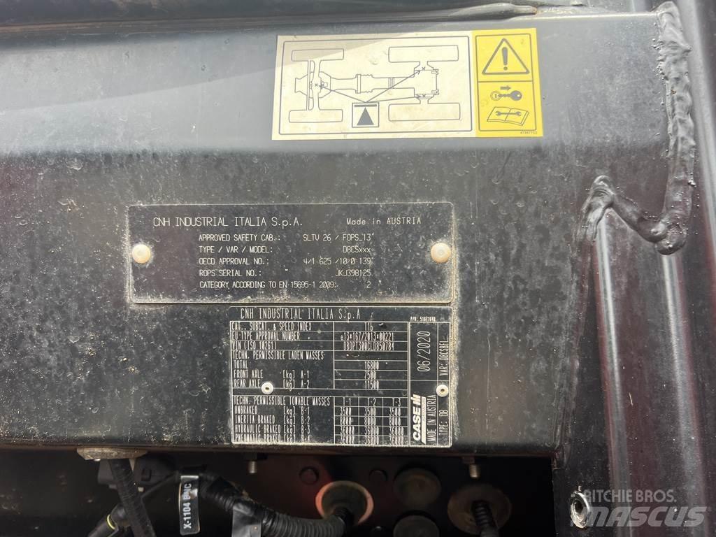 Case IH OPTUM 300 Traktorji