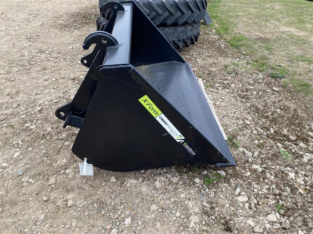 Cherry BK10-60 Kmetijski teleskopski nakladalci