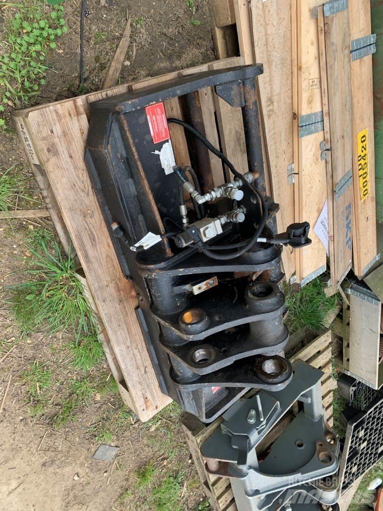Cherry HEADSTOCK Kmetijski teleskopski nakladalci