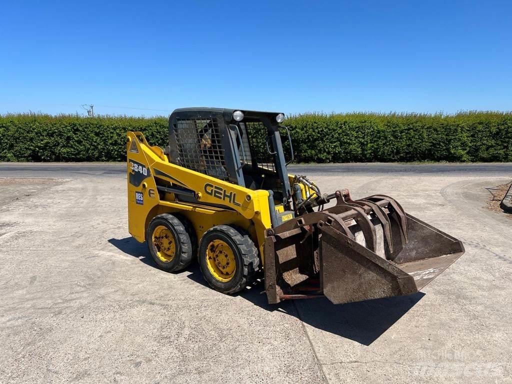 Gehl 3840 Skid steer mini nakladalci