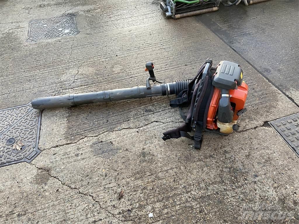 Husqvarna 570BTS Drugi kmetijski stroji