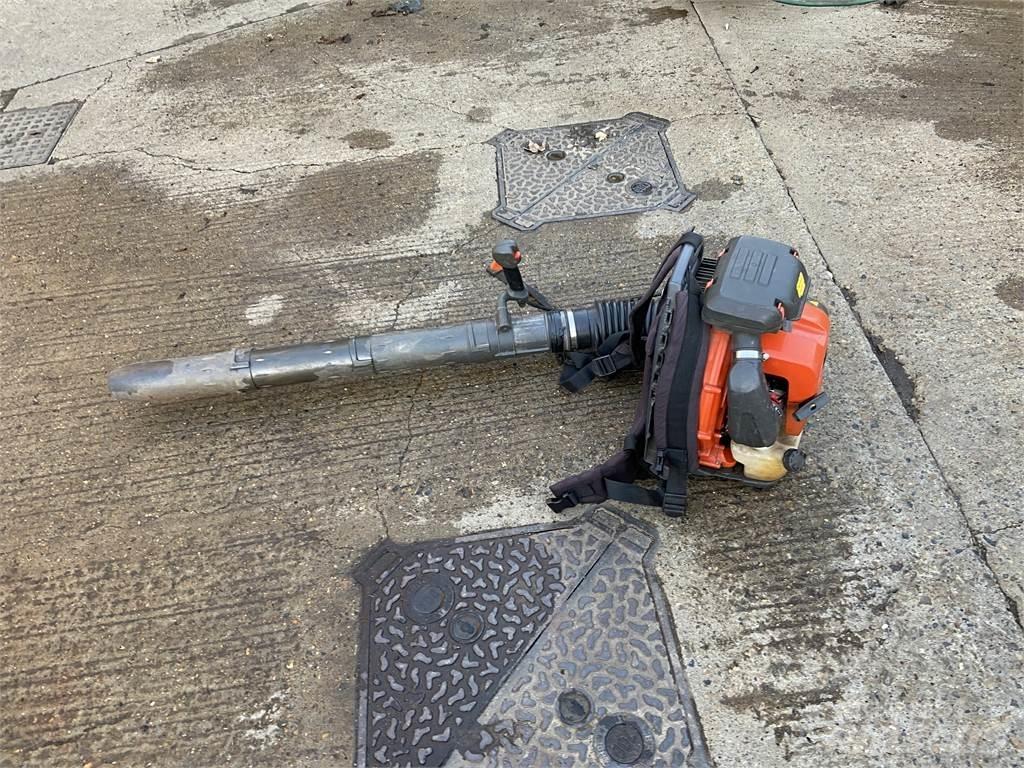 Husqvarna 570BTS Drugi kmetijski stroji