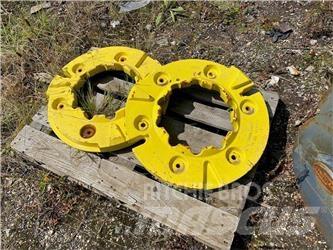 John Deere 100KG Gume, kolesa in platišča
