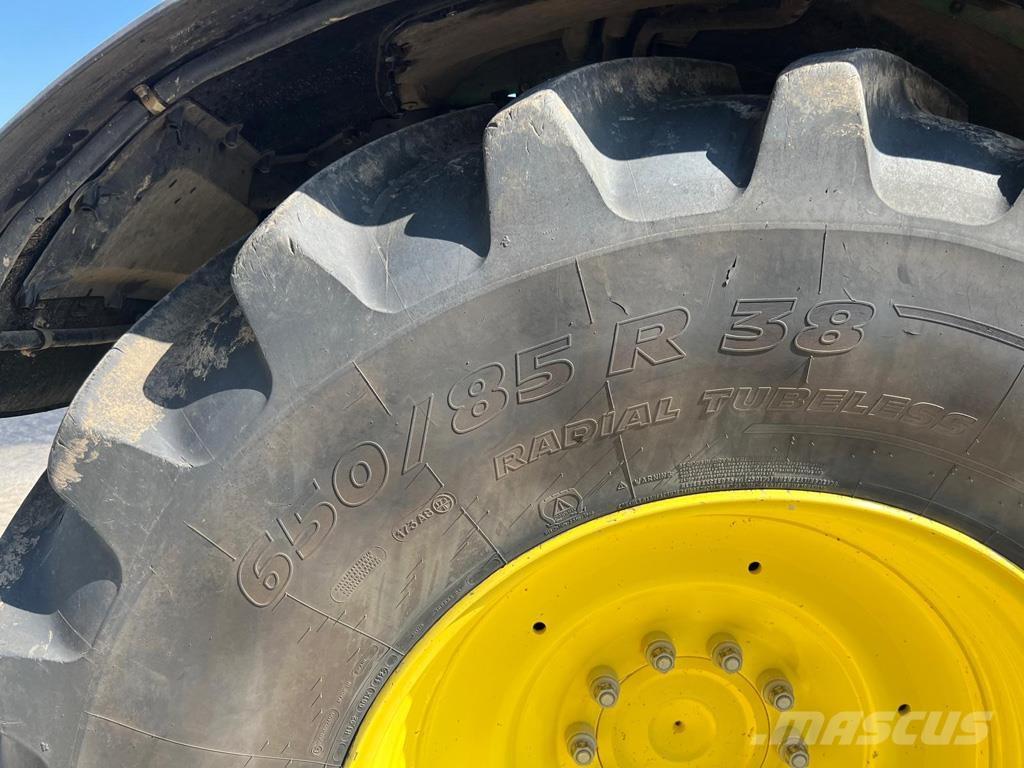John Deere 6250R Traktorji