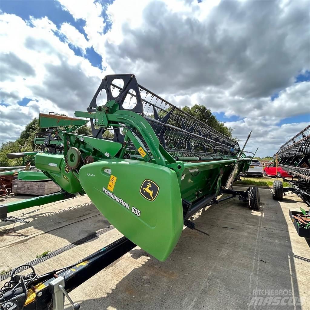John Deere 635PF Kombajni
