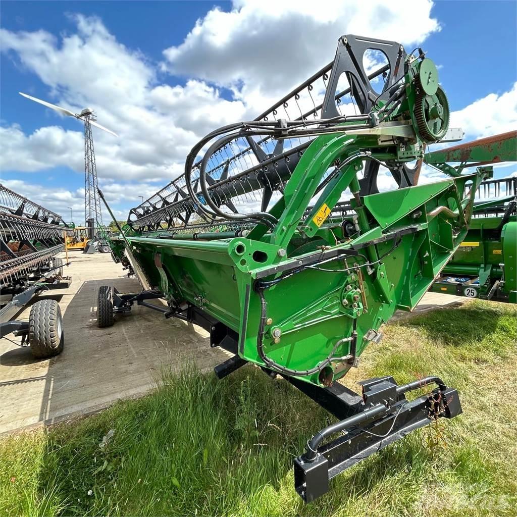 John Deere 635PF Kombajni