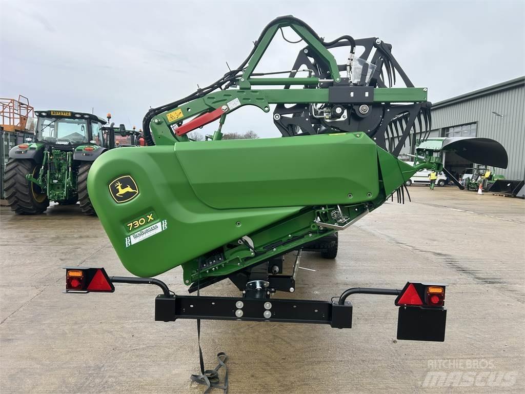 John Deere 730X Kombajni