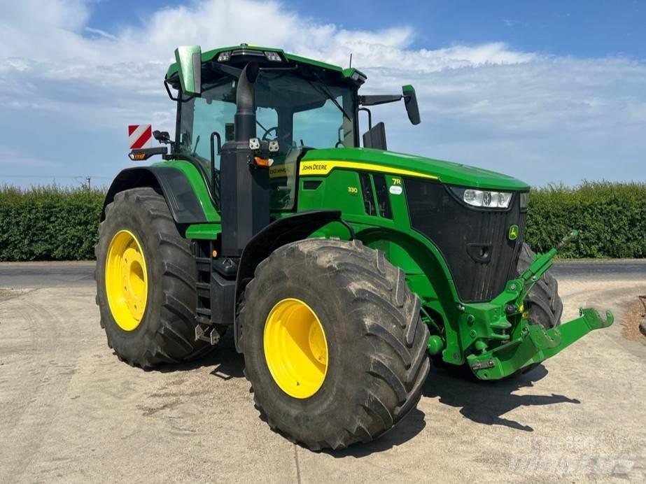 John Deere 7R330 Traktorji