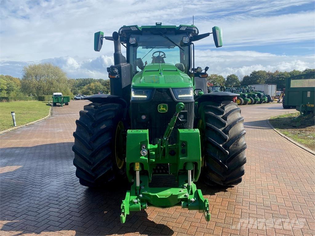 John Deere 8R370 Traktorji