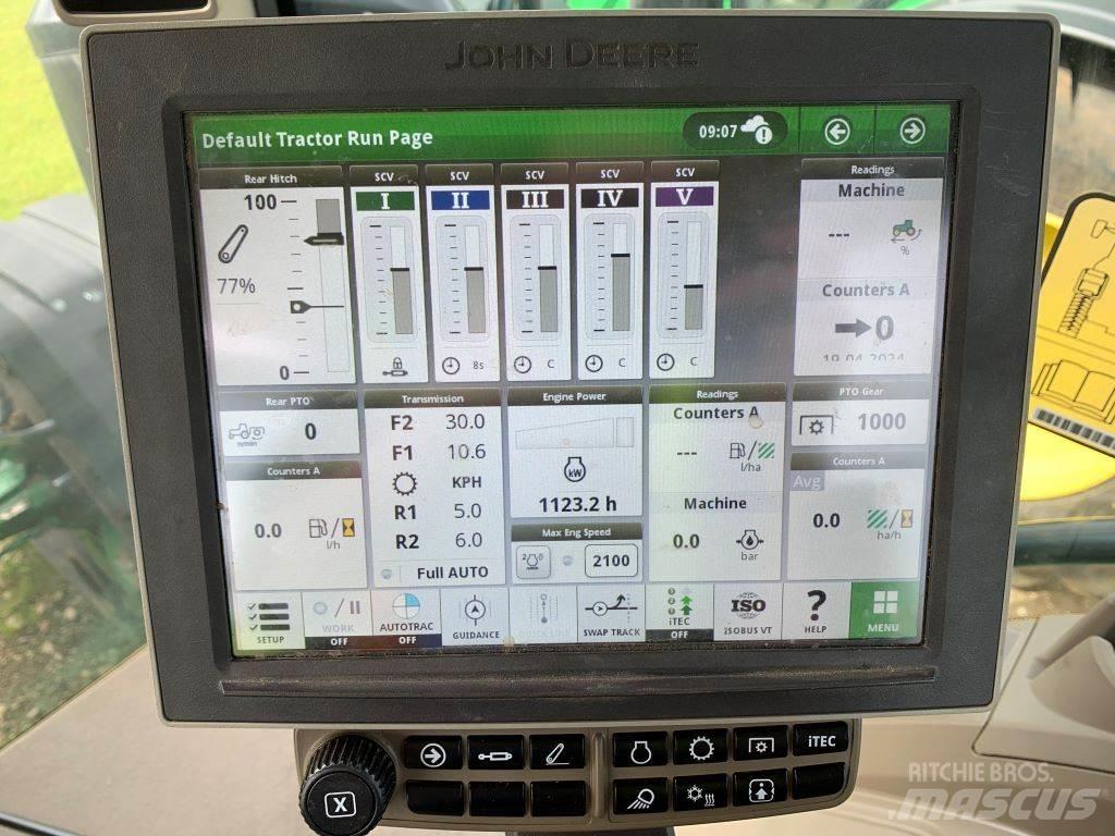 John Deere 8RX410 Traktorji