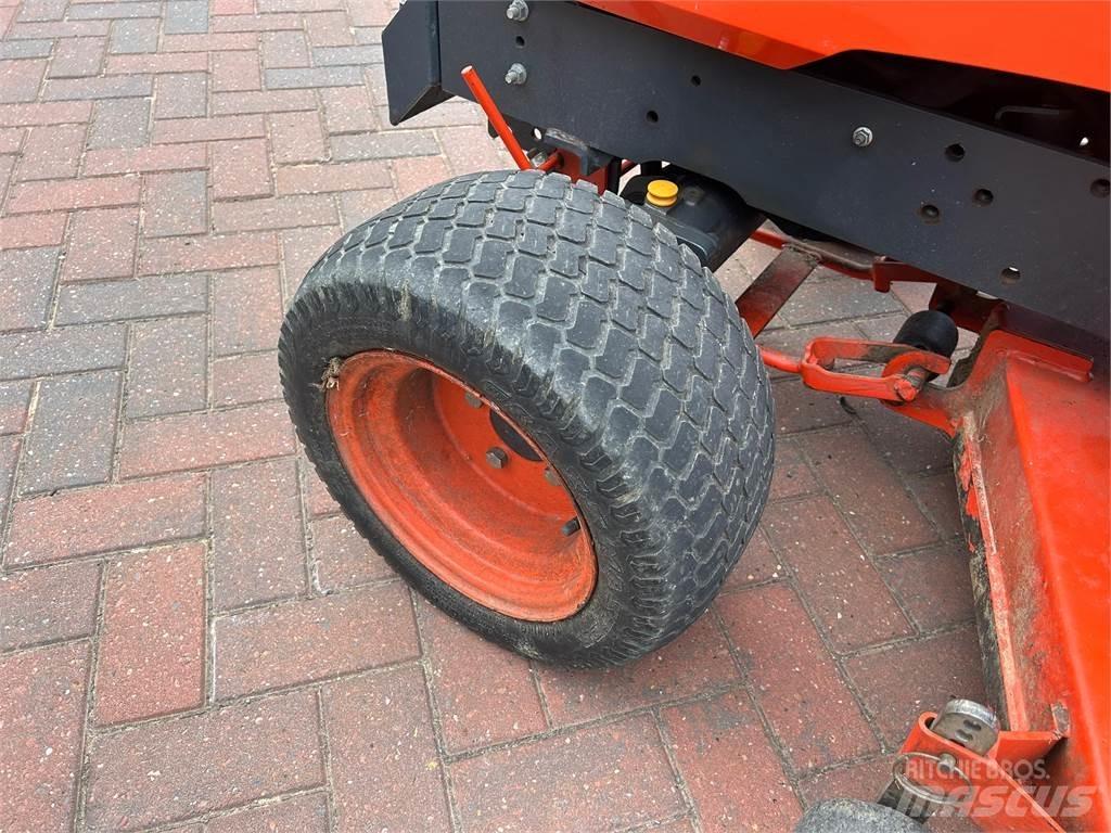 Kubota BX2350 Manjši traktorji