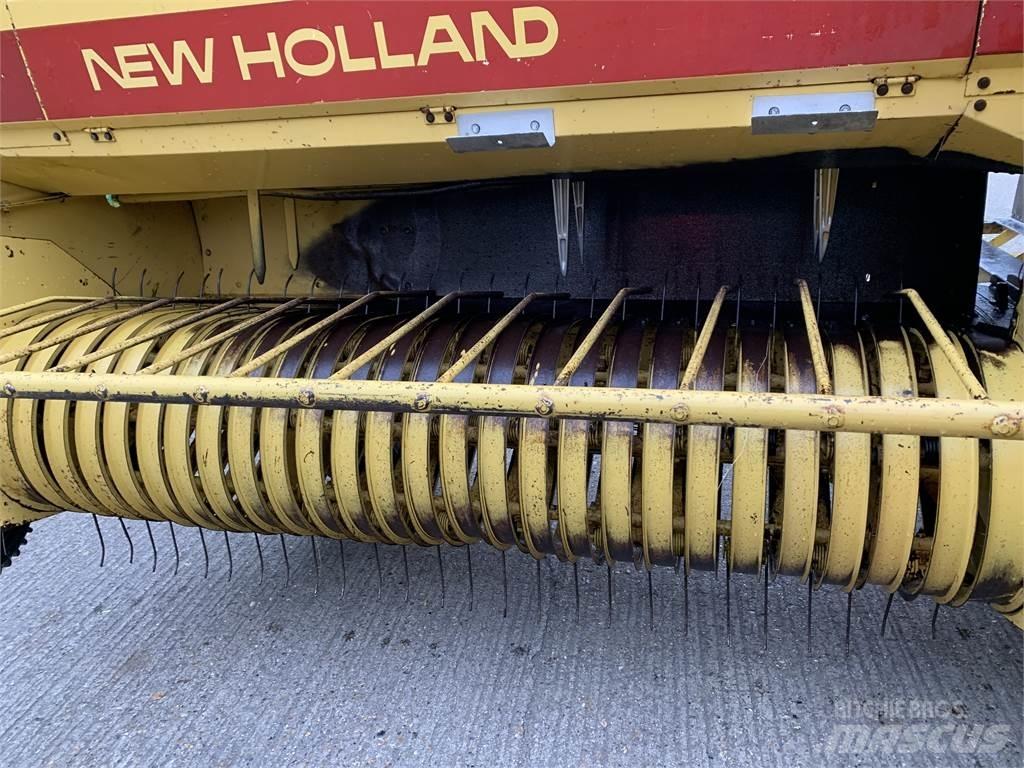 New Holland 945 Balirke (okrogle bale)