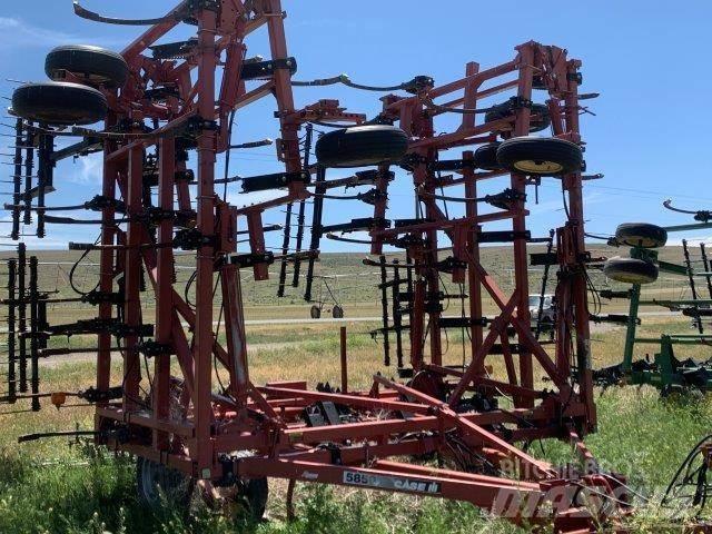 Case IH 5850 Travniške brane