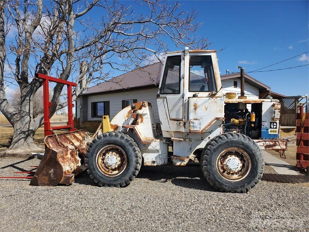 CAT 920 Drugo