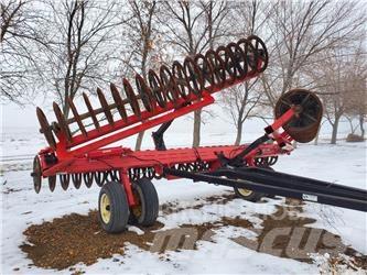 Sterling 38' Travniške brane