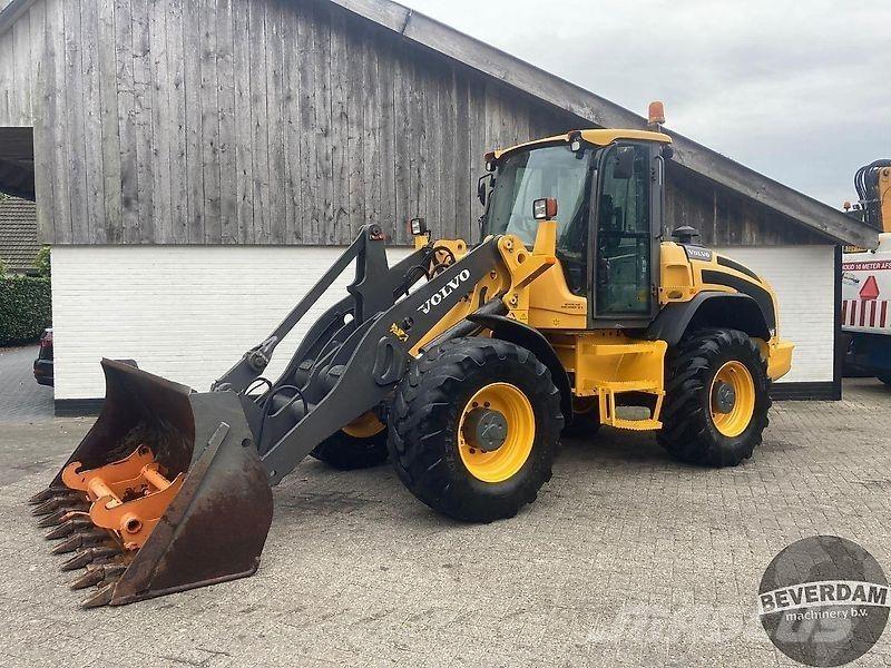 Volvo L45F Kolesni nakladalci
